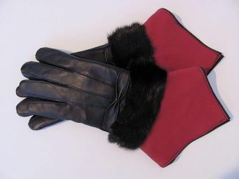 Handschoenen met rode puntkap