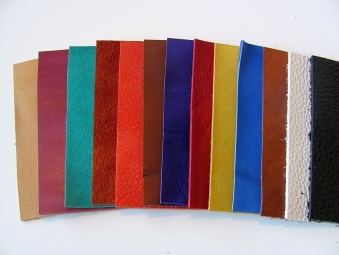 Leren schouderband in 3 lengtes en 13 kleuren